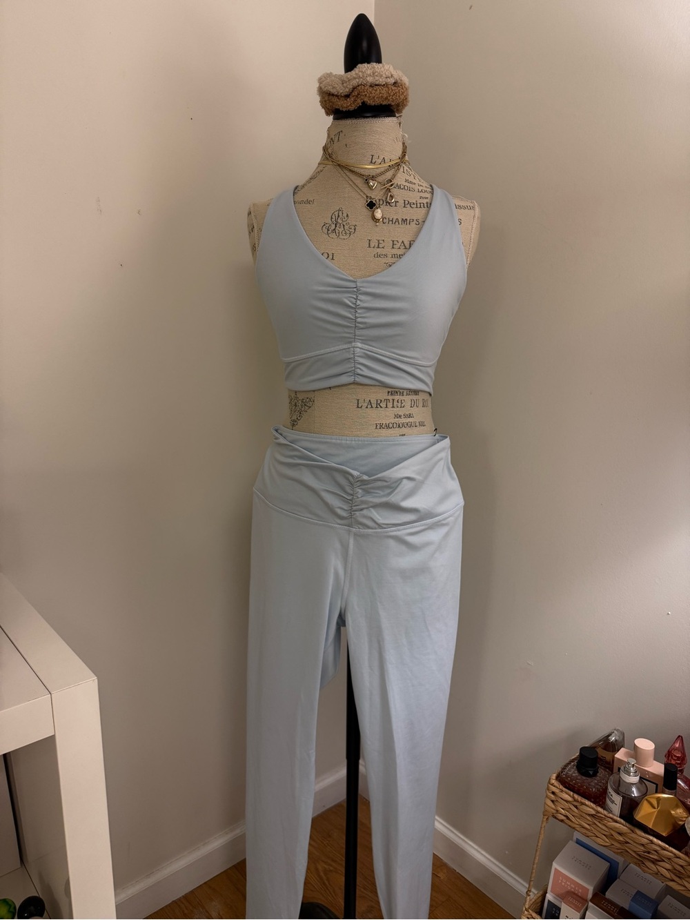 Fabletics Light Blue High-Waist Leggings & V-Neck Crop Top Set